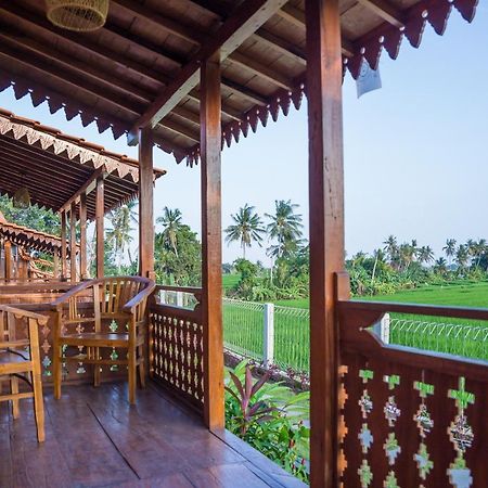Victory Munggu Hotel Canggu  Exterior photo